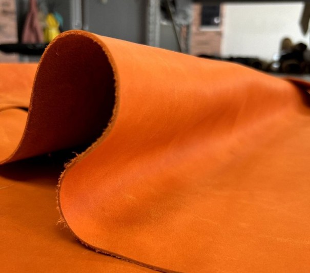 Краст X1  (Оранжевый) 1.2-1.6 мм, без финиша, средний размер 180-200 дм²