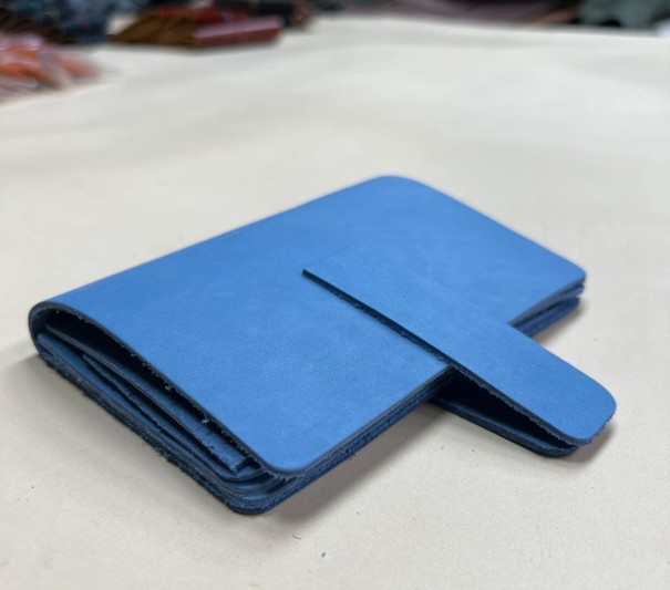 Кошелёк № 3 голубой краст 1.6-2.0