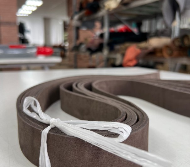 Ременные заготовки (Горький шоколад) , без  финишем, 130-140 см