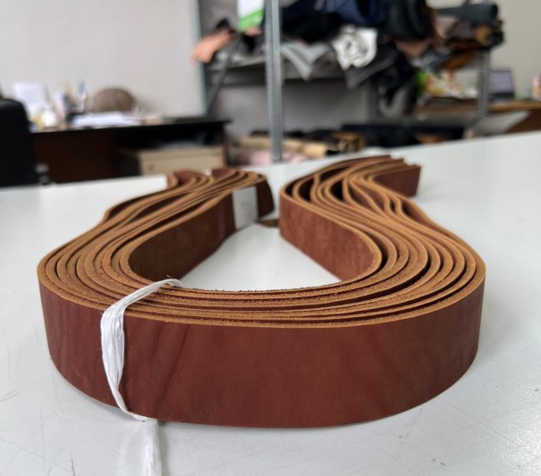 Ременные заготовки (Коричневые) , без  финишем, 100-110 см
